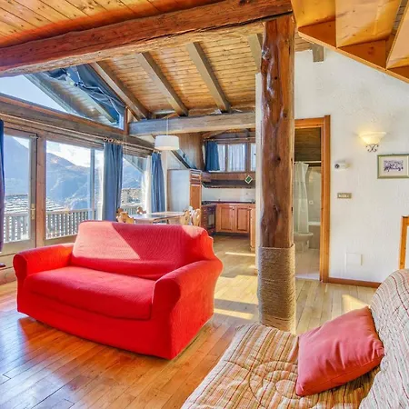 Apartament In Cheverel With 1 Bedrooms 2 Remondey