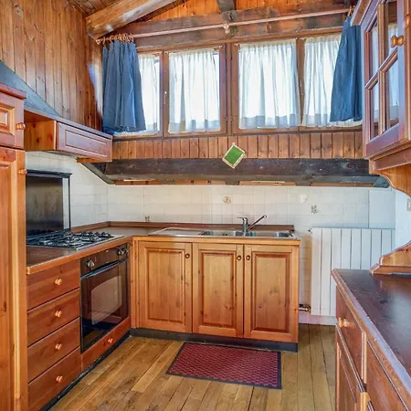 In Cheverel With 1 Bedrooms 2 公寓