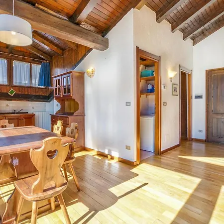 In Cheverel With 1 Bedrooms 2 Remondey